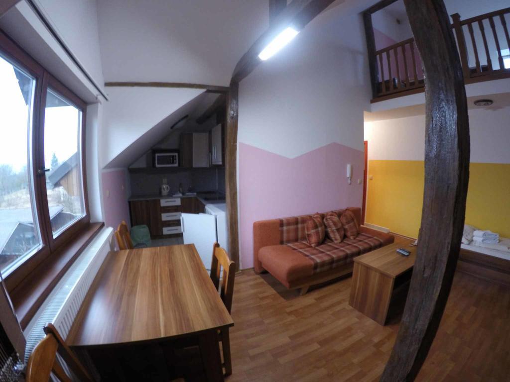 Penzion U Holuba Hradcovice Екстер'єр фото